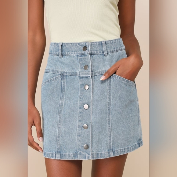 Lulus Dresses & Skirts - NWT Lulus High Waisted Medium Wash Button Up Denim Real Babe Mini Skirt Sz M